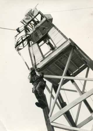 Tour d'Arrivée ,à l'usage des Prémilitaires d' ORLEANS