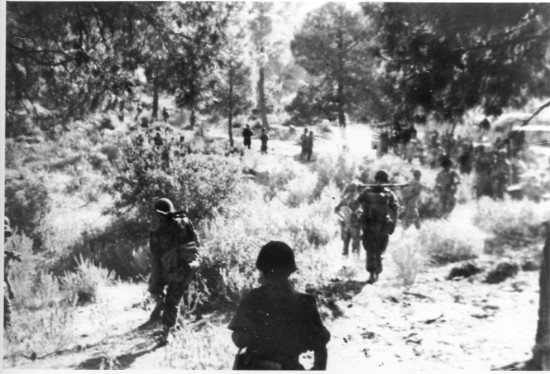 "BENI OUAGAG (Ouest des BIBANS) 19 au 21 Octobre 1958 2° compagnie Le retour "aux roulettes "toujours attendu "