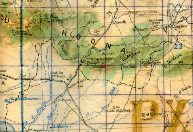  Fouille du Massif du HODNA .Dans la région d' ANNOUAL ( Est de la N 28) les hors la loi ne sont pas au rendez vous .La bande recherchée se cache dans le GUEDIL (Ouest de la N 28) .5 rebelles y sont tués par VERT